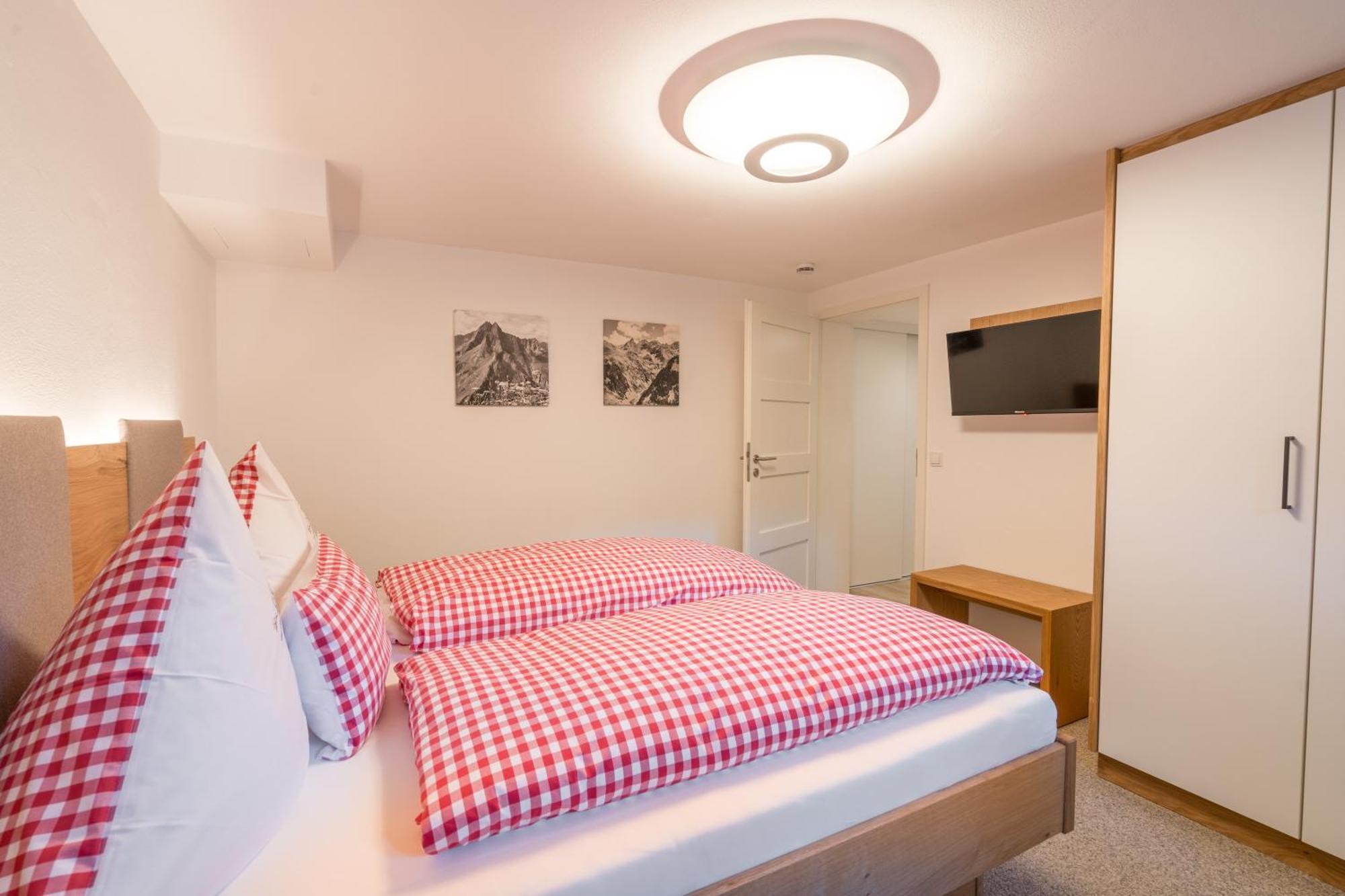 Landhaus Ohrwumslar Oberstdorf Bagian luar foto